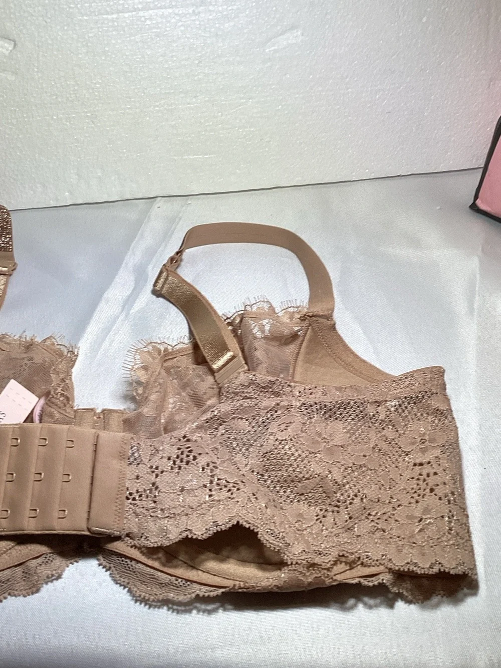 Victoria's Secret Beige Lace Underwire Bra